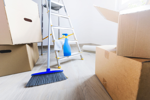 Move-Out Cleaning